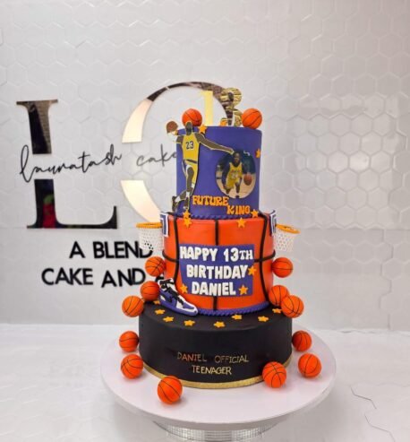 Custom Cakes